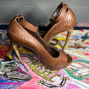 Vintage Alexander McQueen Brown Leather Heels